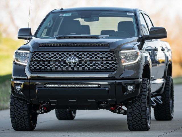 New 2019 Toyota Tundra SR5 4x4 SR5 4dr CrewMax Cab Pickup SB (5.7L V8 ...